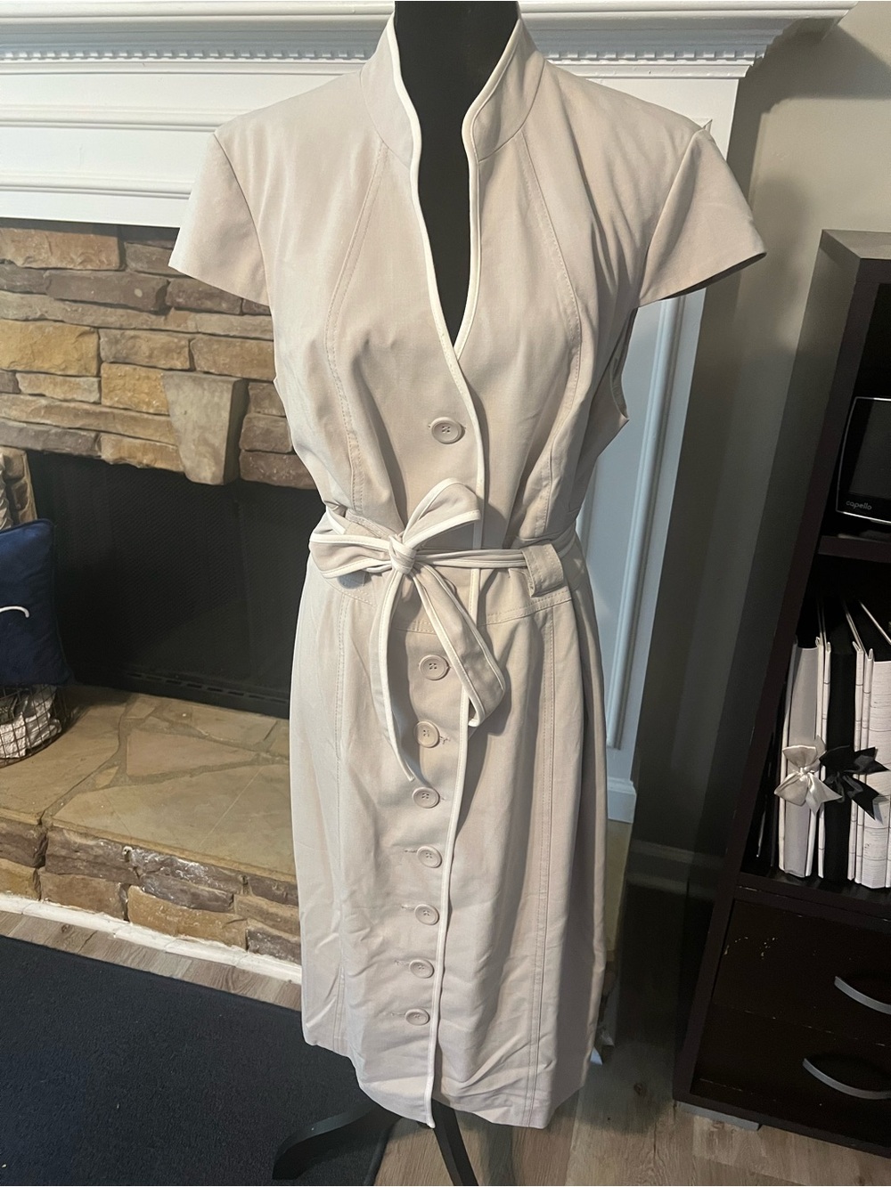 Sandra Darren Cream Button-Front Midi Dress with Tie Waist